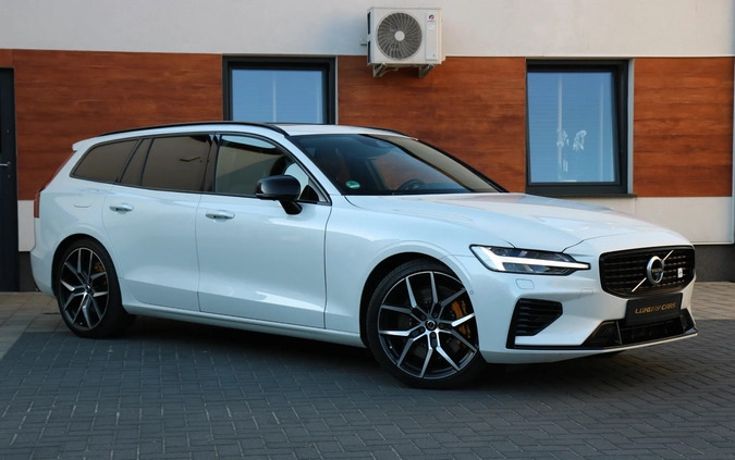 Volvo V60 cena 116500 przebieg: 182400, rok produkcji 2019 z Zelów małe 781